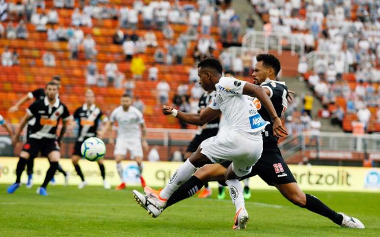 Vasco perdeu para o Santos no Pacaembu (Foto: Luis Moura / WPP)