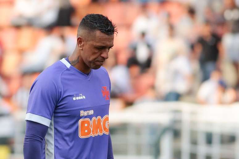 O goleiro do Vasco, Sidão, no jogo contra o Santos no Pacaembu