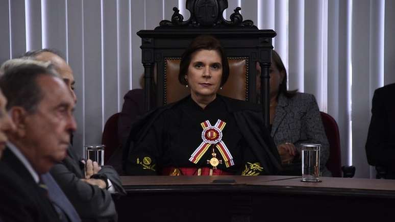 Ministra Maria Elizabeth Rocha foi a &uacute;nica at&eacute; agora a votar pela menuten&ccedil;&atilde;o da pris&atilde;o dos nove militares acusados de matar o m&uacute;sico Evaldo dos Santos Rosa