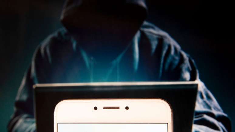 Nas configura&ccedil;&otilde;es do WhatsApp &eacute; poss&iacute;vel ativar diversos recursos de seguran&ccedil;a