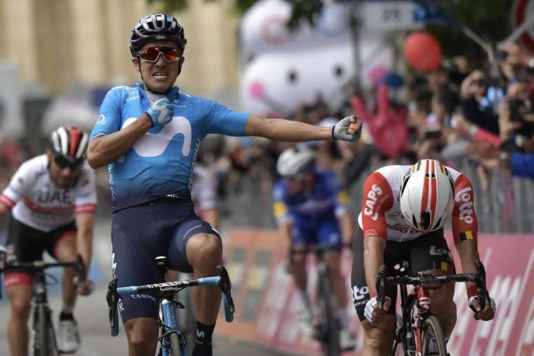 Richard Carapaz conseguiu vitória inesperada na quarta etapa (Foto: Divulgação/Giro d´Italia)