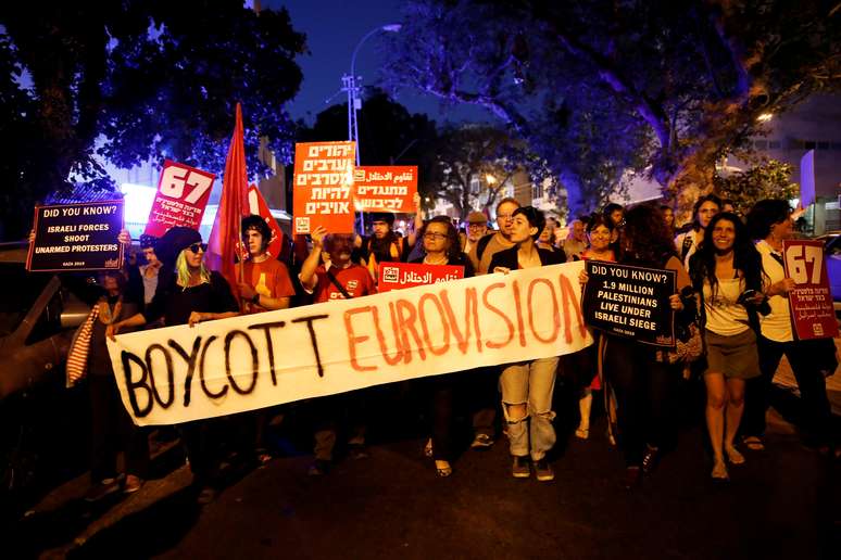 Manifestantes protestam contra realização do concurso musical Eurovision em Israel
14/05/2019
REUTERS/Corinna Kern