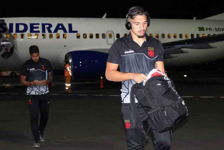 Titular durante a temporada de 2018, Andrey vem amargando a reserva em 2019 (Foto: Carlos Gregório Jr/Vasco)