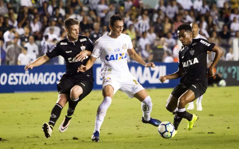 No último confronto, em 2018, Santos bateu o Galo, por 3 a 2, na Vila Belmiro, pelo Brasileirão (Flavio Hopp)