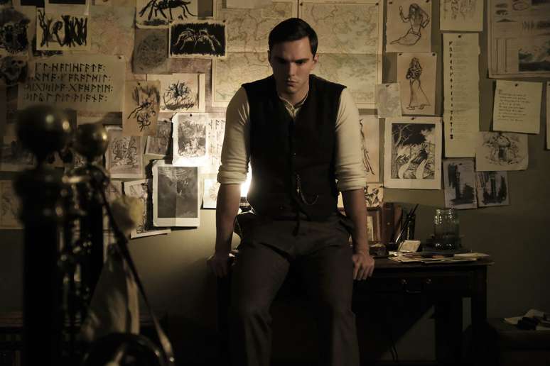 O jovem Tolkien vivido por Nicholas Hoult (Foto: Reprodução / Fox Searchlight)