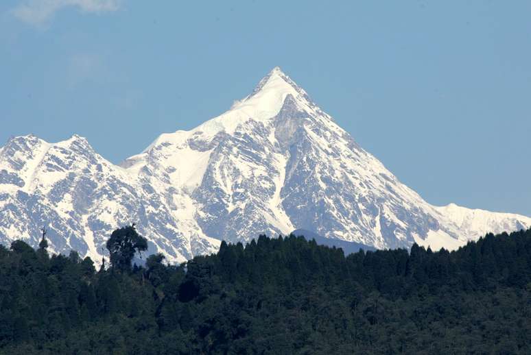 Vista do monte Kanchenjunga no Nepal
14/03/2005 REUTERS
