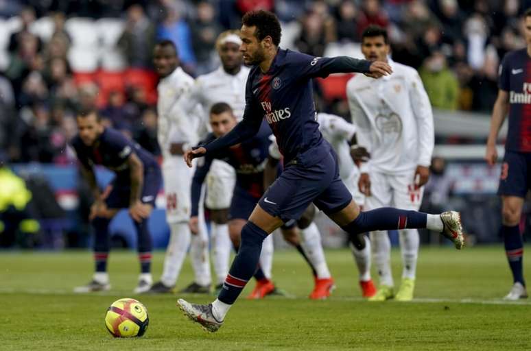 Real Madrid ainda tem interesse em Neymar (Foto: AFP)