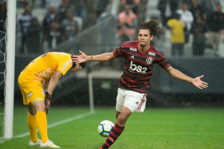 Willian Arão marcou o gol da vitória do Flamengo (Foto: Rodrigo Gazzanel/RM Sports)