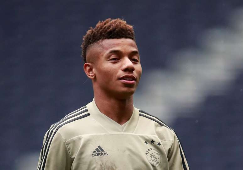 David Neres 
REUTERS/Andrew Couldridge