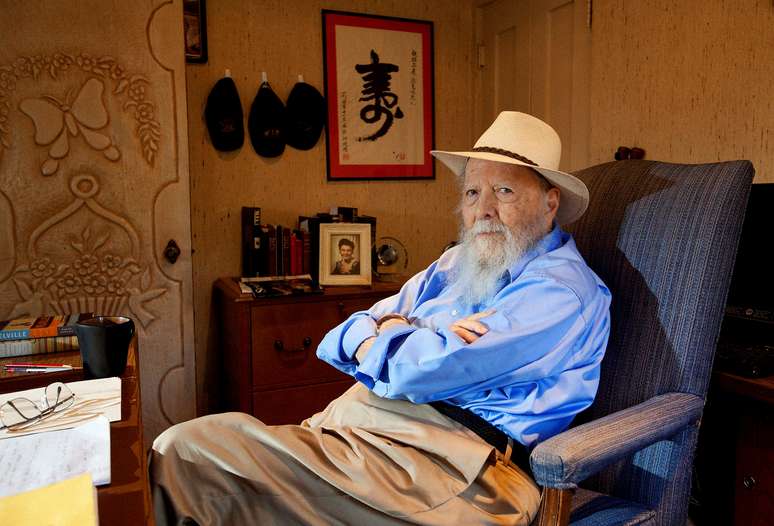 Autor Herman Wouk em sua casa em Palm Springs, Calif&oacute;rnia 6/11/2012 
Stephanie Diani/Simon & Schuster/Divulga&ccedil;&atilde;o/REUTERS