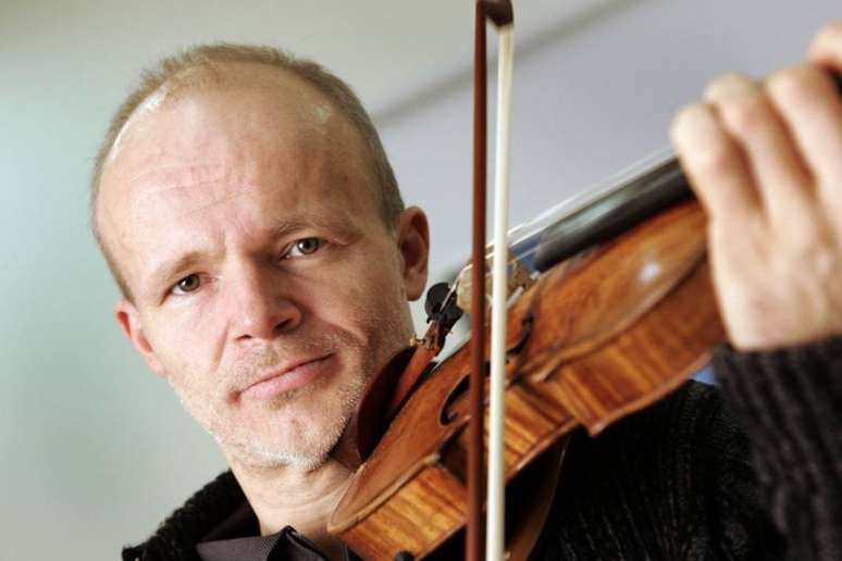 O violinista e regente Thomas Zehetmair