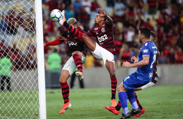 Bruno Henrique marcou contra o Cruzeiro neste Campeonato Brasileiro (Foto: Andre Melo Andrade/AM Press)
