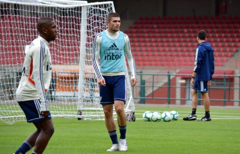 Morato durante treino do São Paulo na Barra Funda - FOTO: Érico Leonan/saopaulofc.net