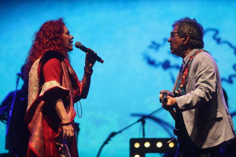 O duo de música infantil Palavra Cantada se apresenta na abertura da Virada Cultural 2019, no Vale do Anhangabaú, no centro de São Paulo