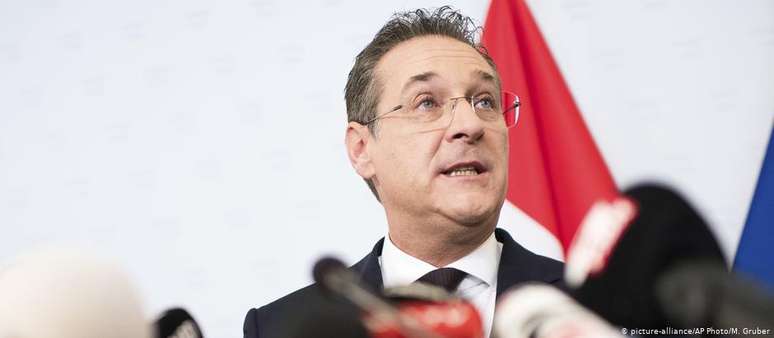 Ex-premiê austríaco Heinz-Christian Strache, anuncia sua renúncia