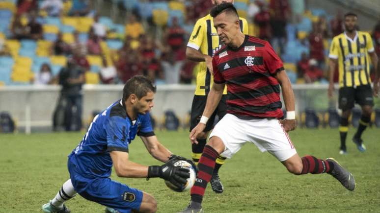 Atacante Uribe pode trocar o Flamengo pelo Santos ainda nesta temporada (DELMIRO JUNIOR/PHOTO PREMIUM)