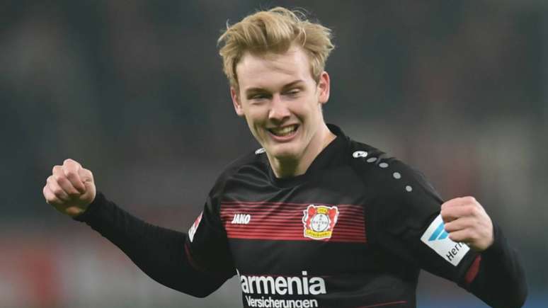 Brandt com a camisa do Bayer Leverkusen (Foto: AFP)