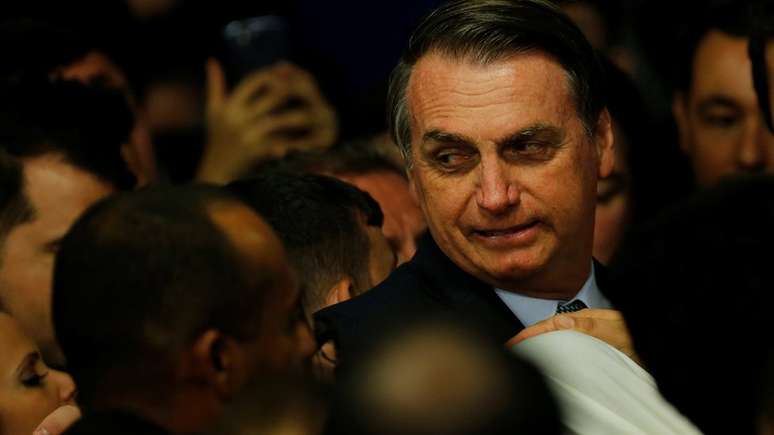 Após sinalizar que podia ir a protesto, Bolsonaro anunciou que não comparecerá