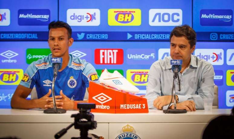 Itair e Henrique, capitão do time, falaram sobre o mau momento do Cruzeiro na temporada- (Vinnicius Silva/Cruzeiro)
