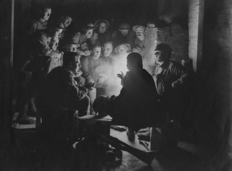 Por causa da Primeira Guerra Mundial, conseguir transporte e cientistas para as expedi&ccedil;&otilde;es cient&iacute;ficas era quase imposs&iacute;vel