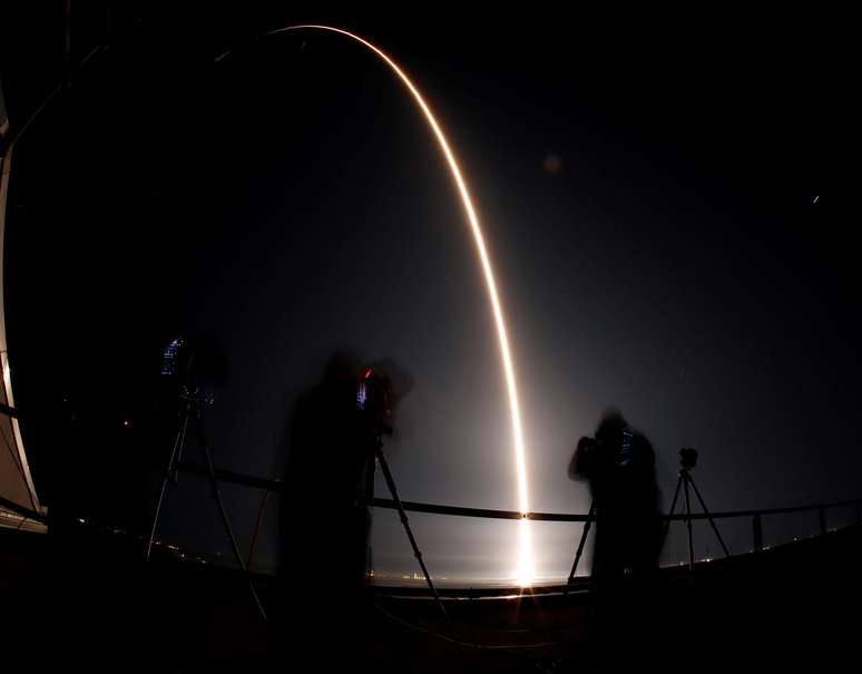Lan&ccedil;amento de foguete da SpaceX em Cabo Canaveral, na Fl&oacute;rida. 4/5/2019.  REUTERS/Thom Baur   