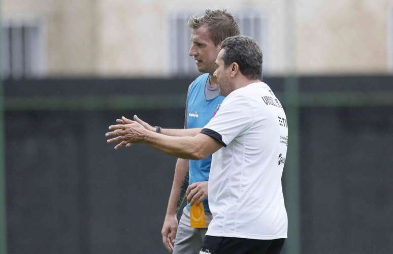 Vanderlei Luxemburgo garante não haver problema com Maxi López (Foto: Rafael Ribeiro/Vasco)