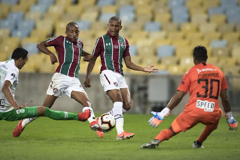 ESPORTES RJ - COPA SUL-AMERICANA/FLUMINENSE X ATLÉTICO NACIONAL - ESPORTES - João Pedro, do Fluminense, na partida contra o Atlético Nacional, válida pela segunda fase da Copa Sul-Americana 2019, no Estádio do Maracanã, na zona norte do Rio de Janeiro, nesta quinta-feira (23).