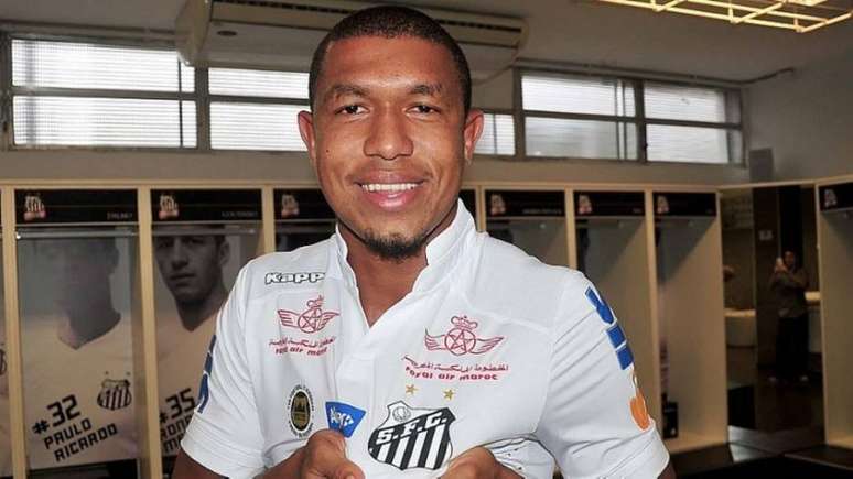 Rodrigão  brilha e Coritiba bate o Cuiabá no Couto Pereira