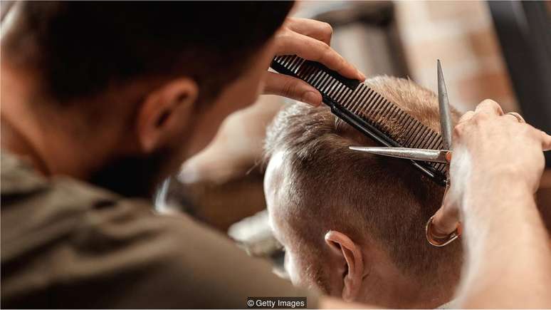 Mentir faz parte da intera&ccedil;&atilde;o humana - como quando evitamos dizer o que realmente pensamos sobre o corte de cabelo de algu&eacute;m