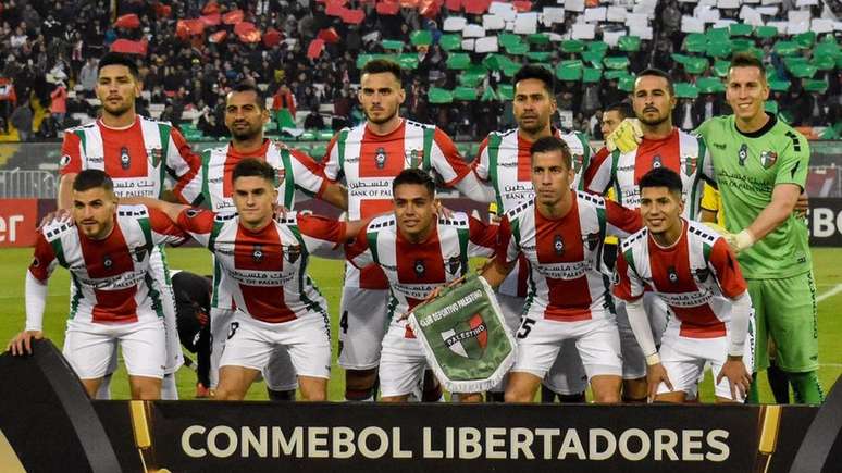 Jogadores do Palestino no jogo contra o River Plate no dia 24 de abril pela Libertadores