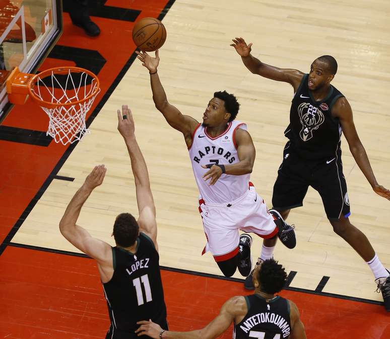 Toronto Raptors vencem Milwaukee Bucks e vão à final da NBA