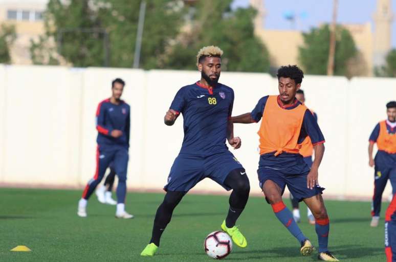 Muralha foi um dos principais jogadores do Al-Hazm na temporada (Foto: Divulgação)