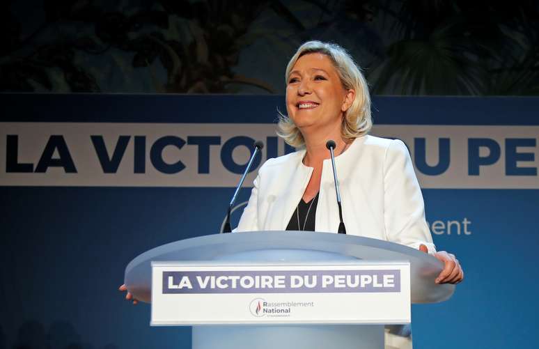 Partido de Marine Le Pen ficou à frente da sigla do presidente francês Emmanuel Macron nas eleições ao Parlamento Europeu