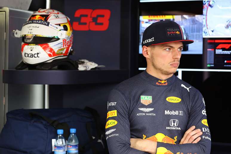 Verstappen afirmou que penalidade o ‘animou’ para atacar Hamilton