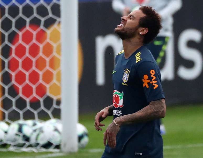 Neymar durante treino com a seleção brasileira em Teresópolis
25/05/2019 REUTERS/Pilar Olivares 