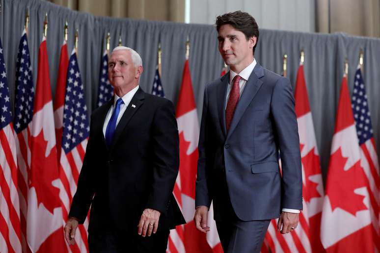Vice-presidente dos Estados Unidos, Mike Pence, e primeiro-ministro do Canadá, Justin Trudeau, deixam entrevista coletiva em Ottawa
30/05/2019 REUTERS/Chris Wattie