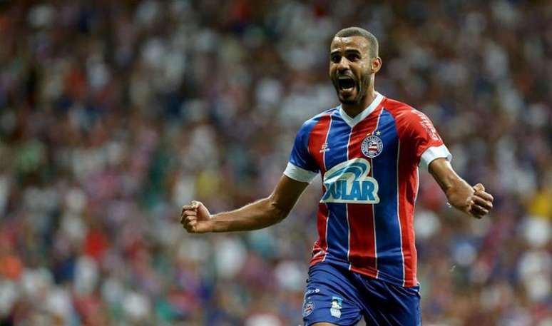 Ernando comemora o gol da vitória do Bahia sobre o São Paulo na Copa do Brasil (Foto:Felipe Oliveira/EC Bahia)