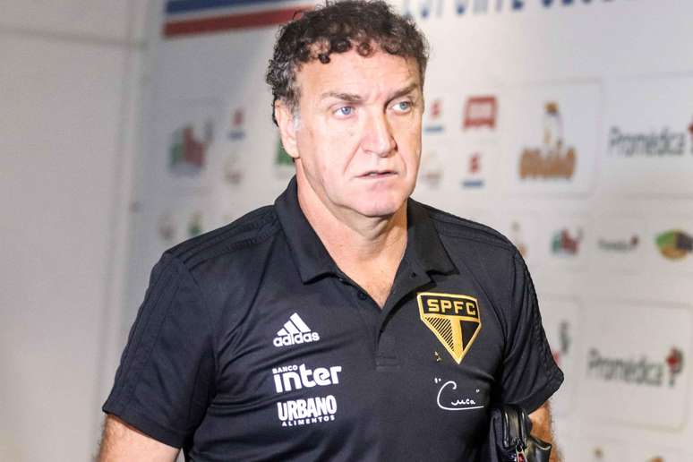 Cuca, técnico do São Paulo, na Arena Fonte Nova, em Salvador (BA)