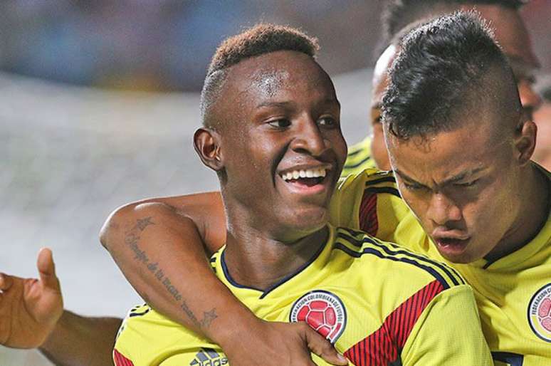 Angulo está disputando o Mundial sub-20 pela seleção colombiana (Foto: Divulgação)