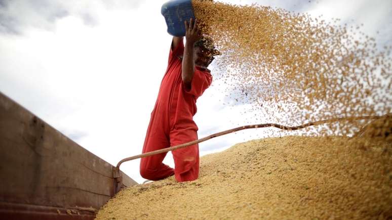 Produção de soja no Brasil; ciclo de commodities ajudou América Latina