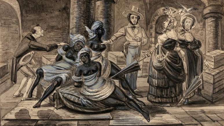 Fim do tr&aacute;fico de escravos africanos, em 1850, abalou as estruturaas da escravid&atilde;o no Brasil; na imagem, mulheres escravizadas rec&eacute;m-chegadas da &Aacute;frica s&atilde;o inspecionadas