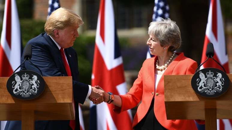Donald Trump e Theresa May, em encontro no ano passado; ela deve mencionar aquecimento global na conversa deste ano