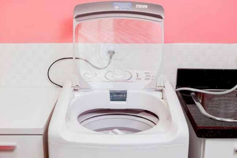 5- Como limpar máquina de lavar evita acúmulos de resíduos, aproveite para fazer esse tipo de trabalho diariamente.
