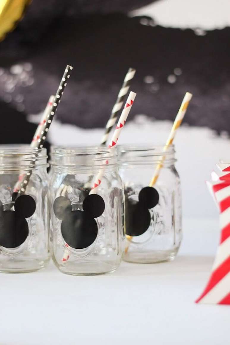 19. Os detalhes v&atilde;o fazer toda a diferen&ccedil;a na sua festa simples do Mickey &ndash; Foto: Pinosy