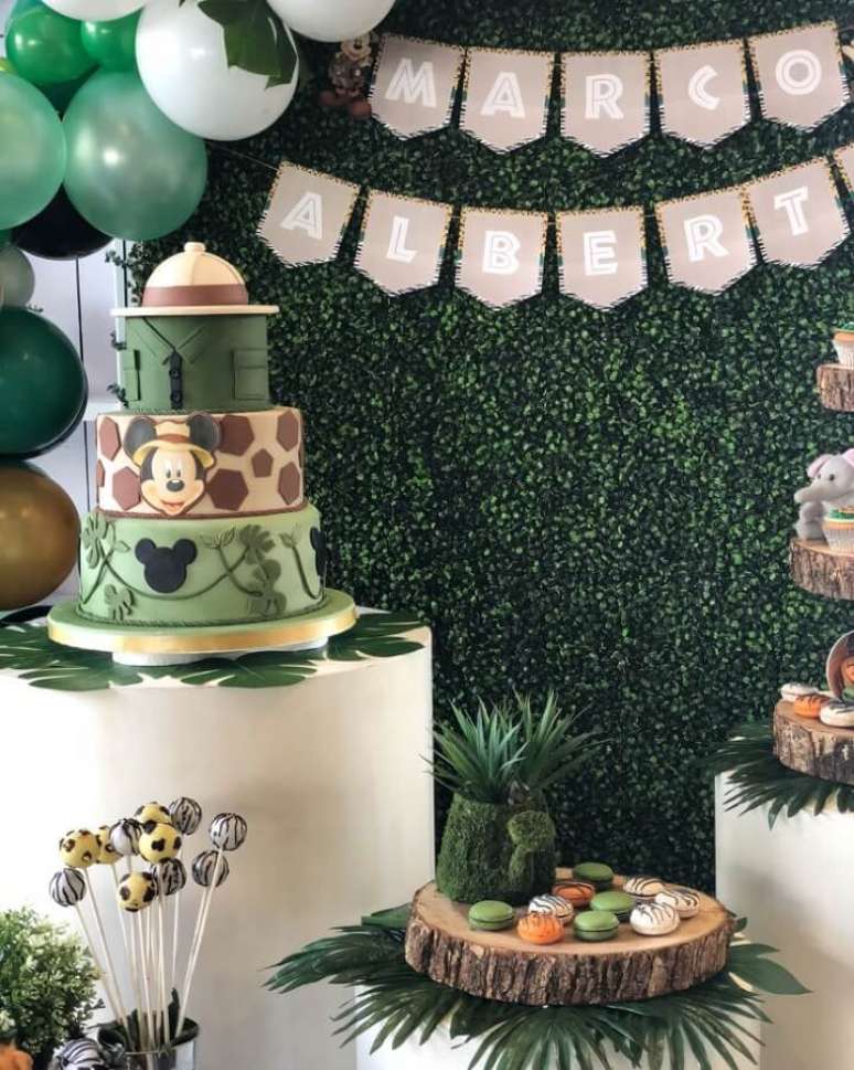 24. Invista em folhagens para a festa do Mickey safari &ndash; Foto: Blamc Rentals
