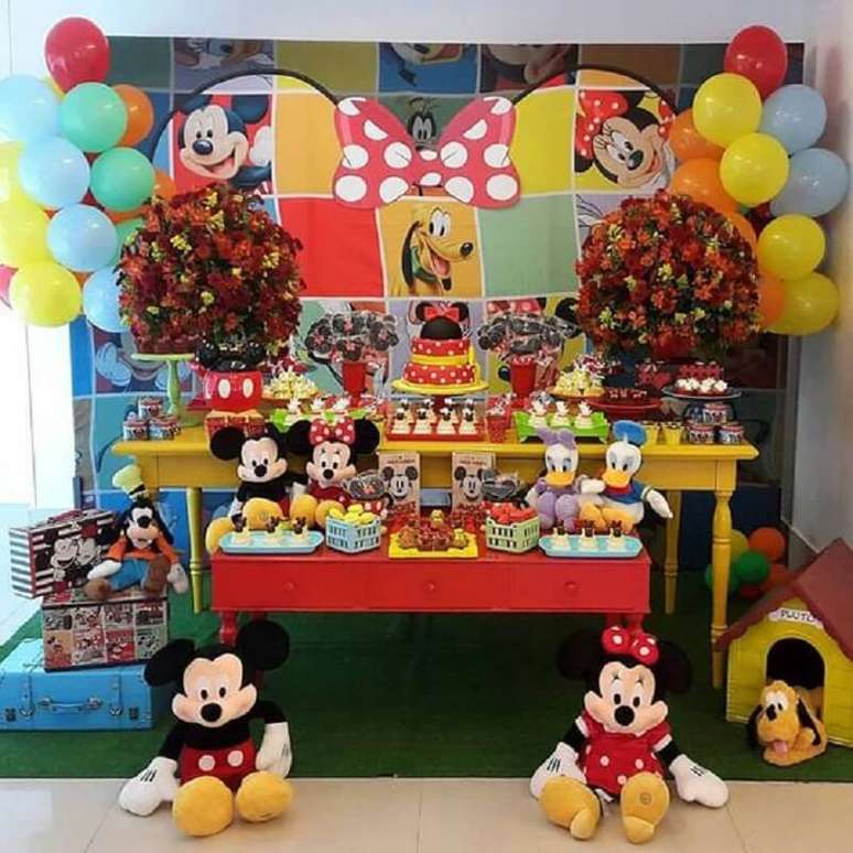 62. Ideia de decora&ccedil;&atilde;o para festa turma do Mickey &ndash; Foto: Pinosy