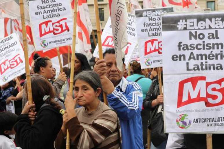 Argentinos convocam protesto contra visita de Bolsonaro