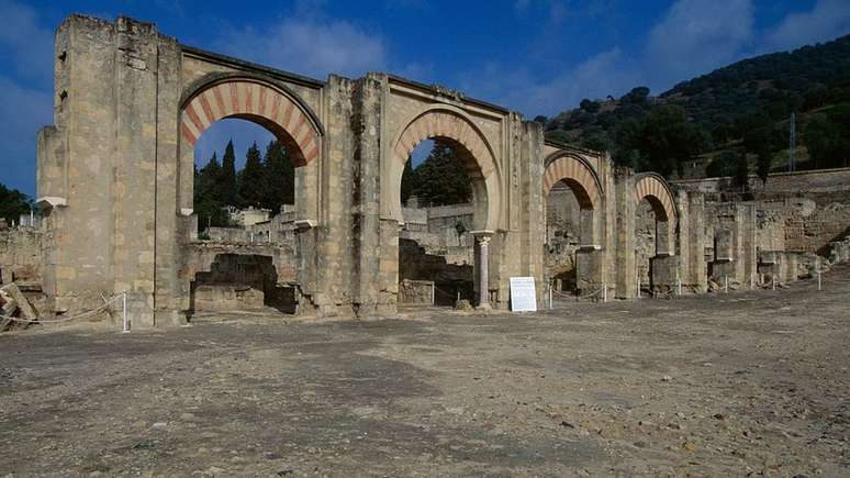 A cidade foi constru&iacute;da em tr&ecirc;s n&iacute;veis
