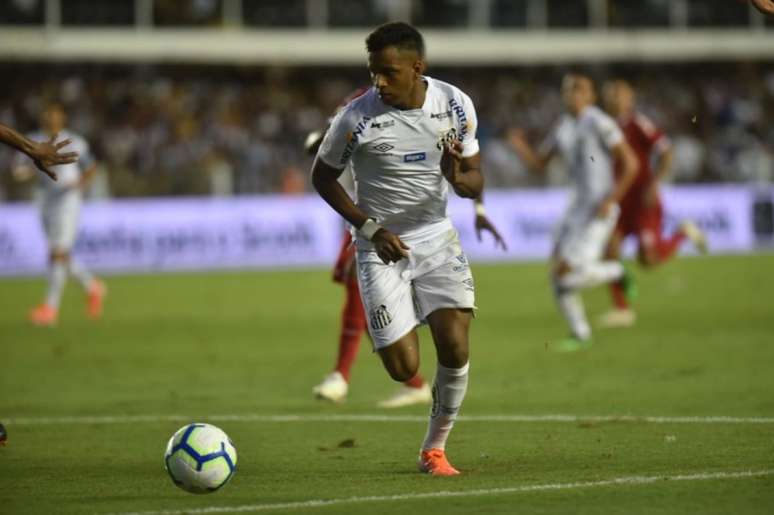 Rodrygo disputou a última partida pelo Santos há 9 dias contra o Inter, na Vila Belmiro (Ivan Storti/Santos FC)