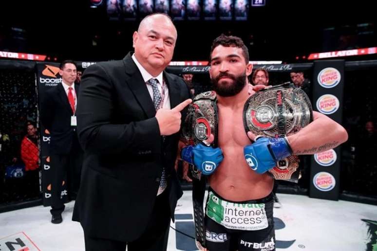 Patrício Pitbull é o atual campeão peso-pena e peso-leve do Bellator, e vai em busca de mais (Foto: Bellator MMA)